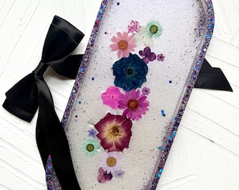 Handcrafted Pressed Flower Resin Tray: Purple, Blue, Pink Vanity Decor