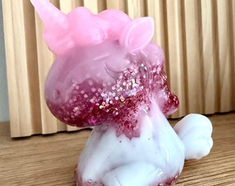 Handcrafted Glitter Resin Unicorn: Decorative Pocket Gift