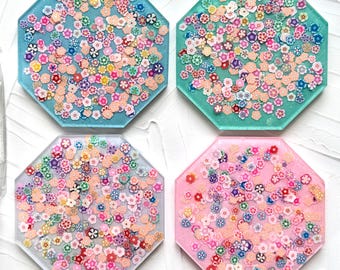 Handcrafted Floral Resin Coaster Set: Hexagon Home Decor