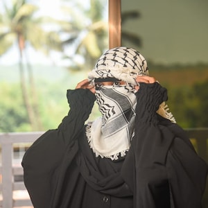 Palästina Keffiyeh Kufiya Schal 48 48 Traditionelles Shemagh mit Quasten Arafat Hatta Kopftuch im arabischen Stil für Männer und Frauen, Palästina Bild 7