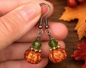 Fall Czech Glass Pumpkin Earrings, Handmade Autumn Jewelry for Daily Wear, Thanksgiving Party Accessory, Festive Crystal Earrings, Seasonal