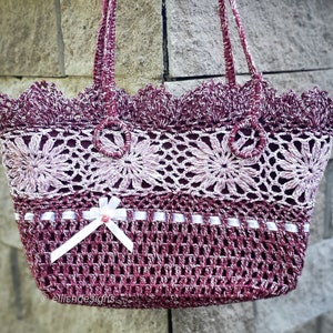 Quadratische Schultertasche Handtasche in Blumenspitze-Muster Burgund Weinrot Farbe