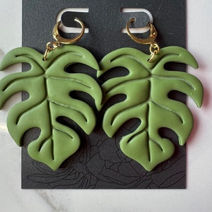 polymer clay monstera plant earrings