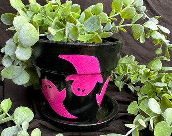 Pink Ghost Pot, Pink Ghost Planter, Cute Ghost Plant Pot, Cute Ghost Planter, Halloween Pot, Halloween Planter, Spooky Season Plant Pot