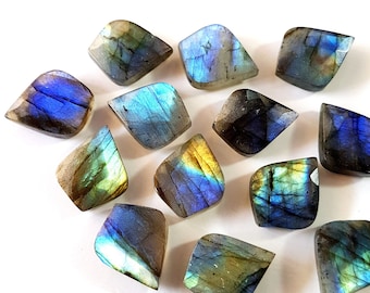 Wholesale Natural Labrdorite Briolette Beads Gemstone  Faceted Labradorite Blue Flashy briolette 10 pic  Shape Beads 12 - 17 MM [LQB 240]