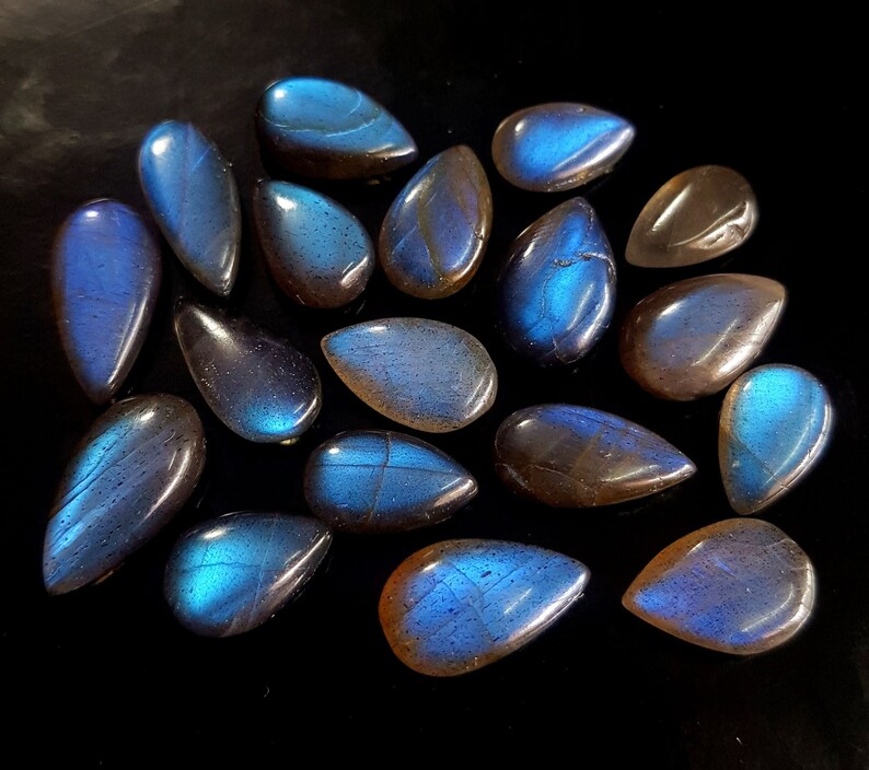 Natural Labrdorite Gemstone AAA++ Quality Briolette Beads Pear Shape Smooth ! Amazing Blue Flashy Fire ! LQB 73 Size 8x14 MM Approx.