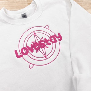 Lovestay Embroidered Crewneck