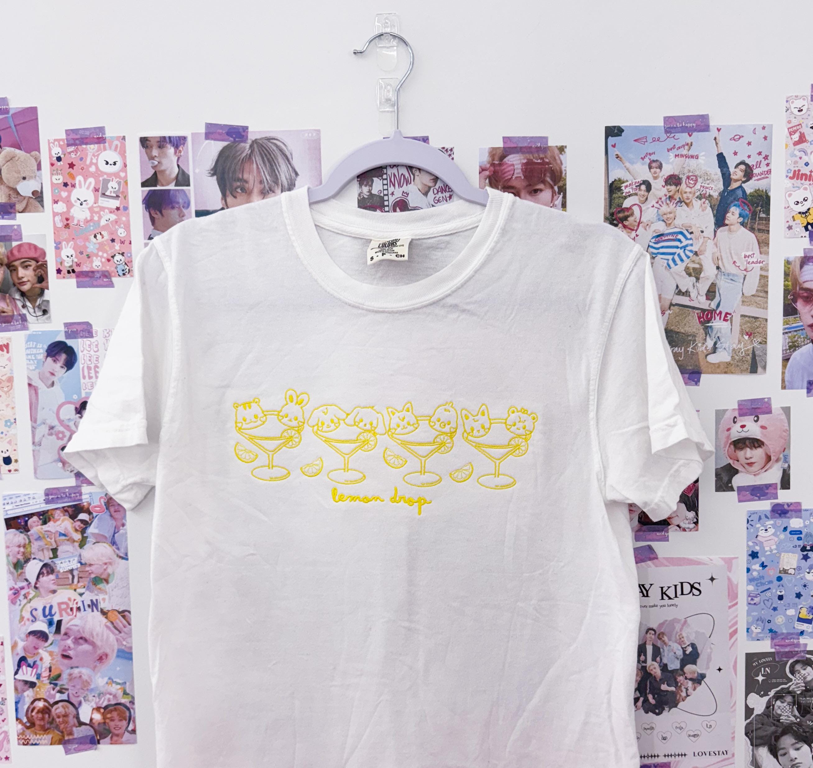 韓国限定 ATEEZ VANDYTHEPINK Lemon Drop Tシャツ ATEEZ X VANDYTHEPINK 'LEMON DROP' T-SHIRT & Hoodie – SEOUL