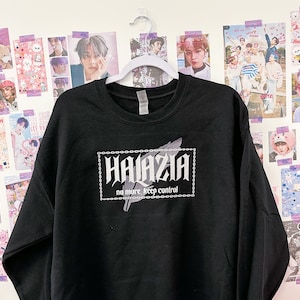 Halazia Embroidered Crewneck Sweatshirt
