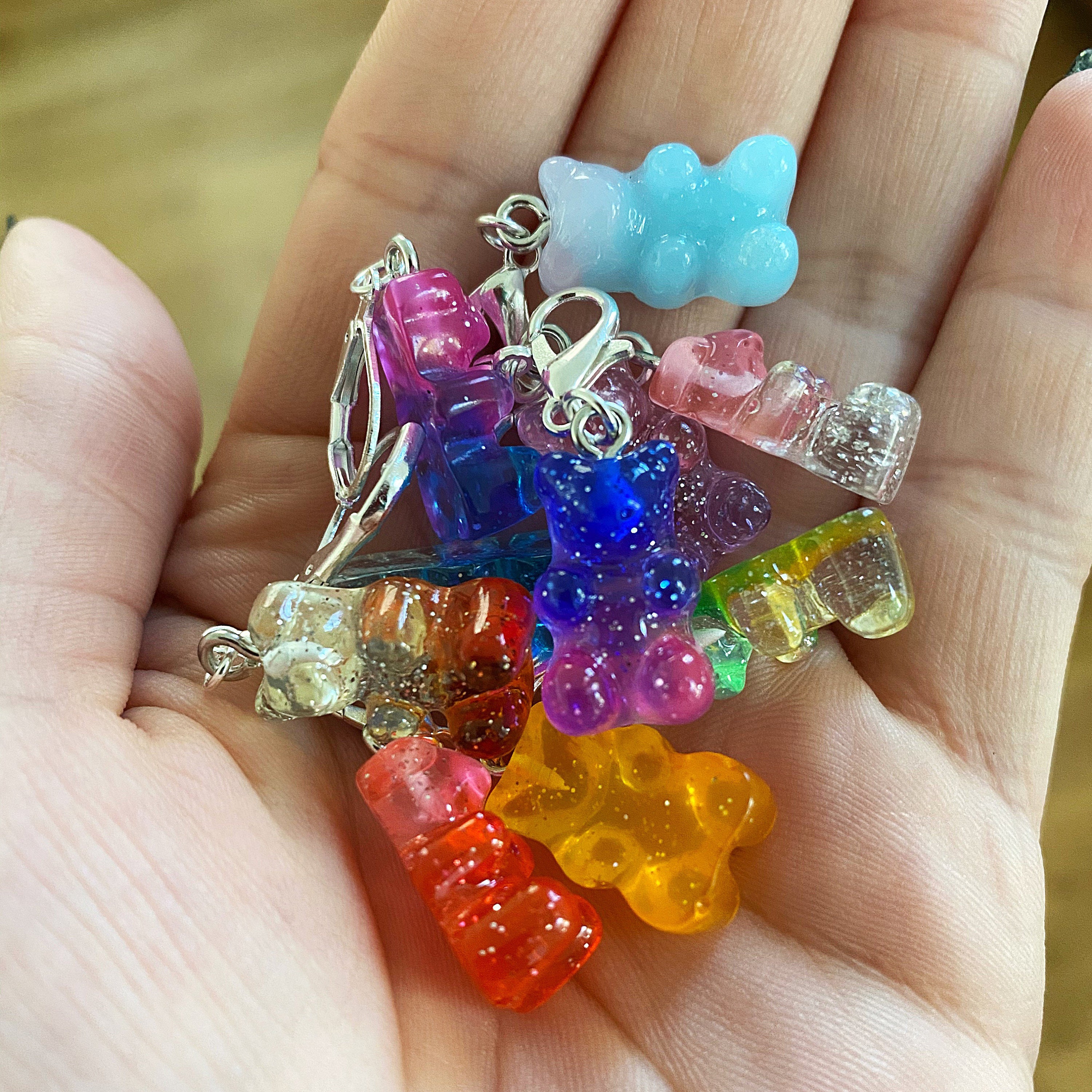 Gummy Bear Glitter Stitch Markers for Crochet and Knitting Set of 10 D –  YarnNecklaces
