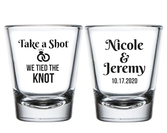 Personalized Shot Glass Favors, Wedding Shot Glasses, Custom Wedding Shot Glass, Personalized Wedding Shot Glass, Custom Wedding Favors (fj)