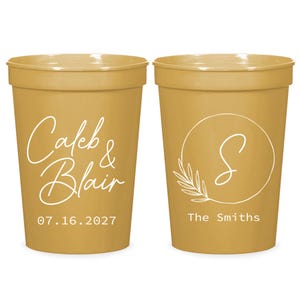 Benutzerdefinierte Hochzeits-Stadionbecher, personalisierte Stadionbecher für Hochzeiten, Hochzeits-Plastikbecher, Gastgeschenke nach Maß (66)