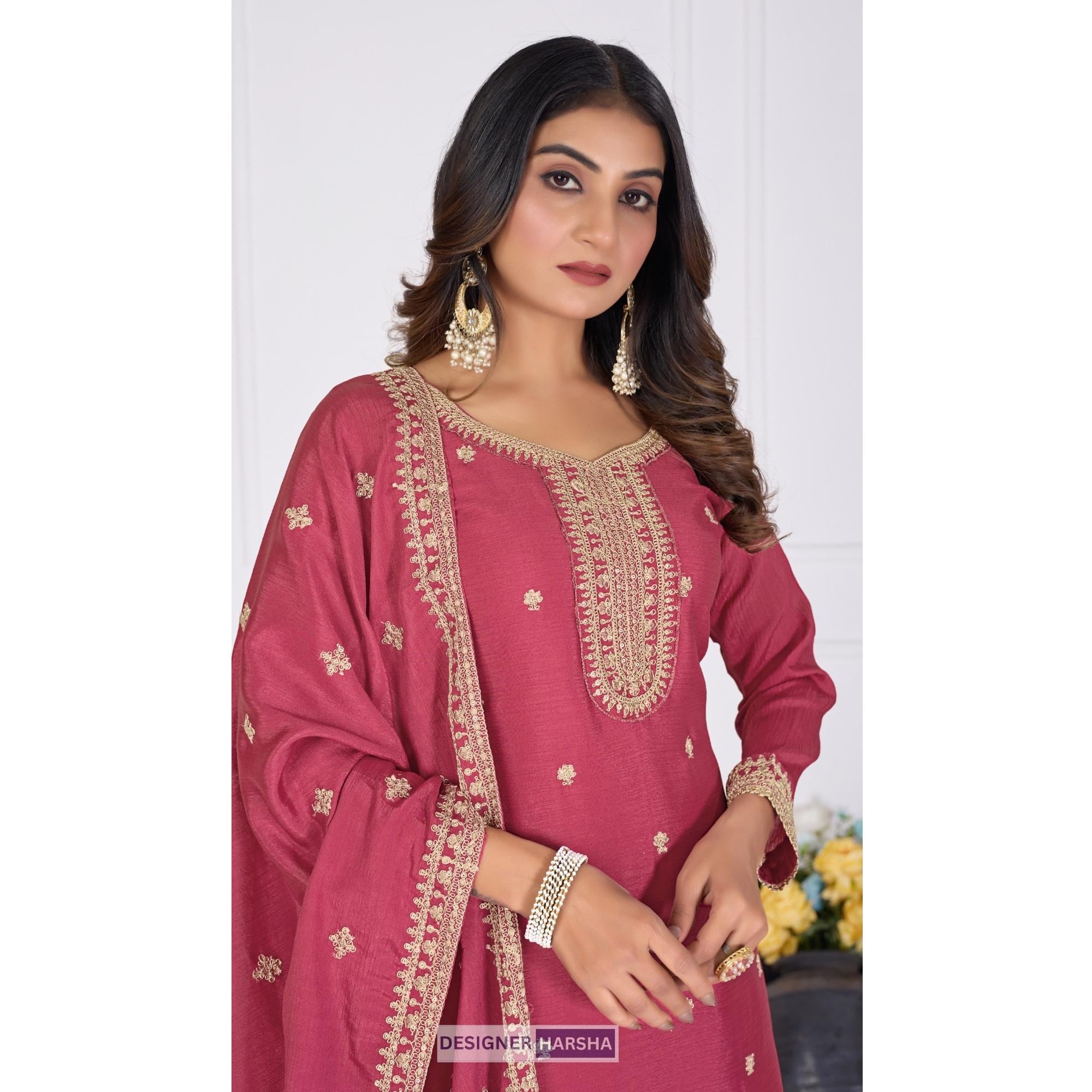 パキスタンのウェディングドレス（ムスリム向け）、インドの伝統衣装