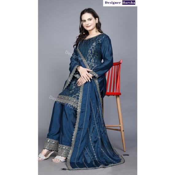 Women Wear Shalwar Kameez, Indian Traditional Clothes for Women