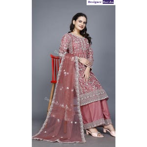 Punjabi Salwar Kameez Frau, Traditionelle Kleider aus Indien, Pakistanische trägt für Damen, Designer Straight Kurta Plazzo und Soft Net Dupatta