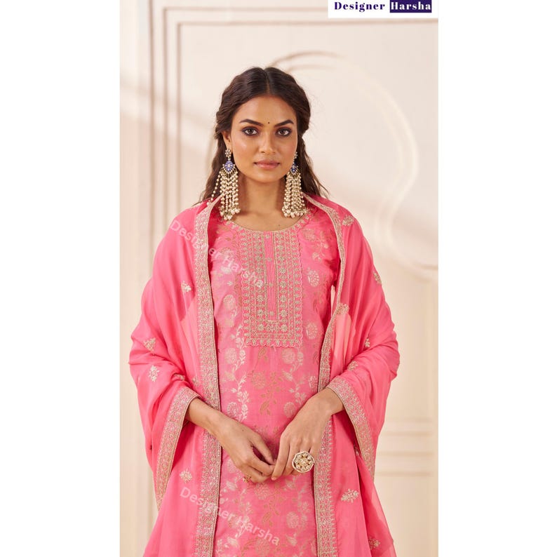 Embroidered Viscose Dola Jacquard Salwar Kameez Pant Suit, Eid Special Pakistani Dresses image 4