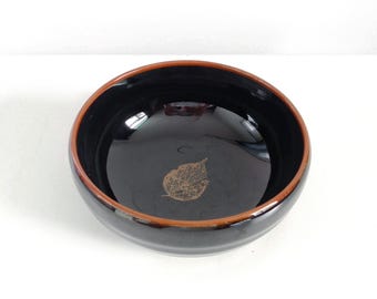 Flat Bowl, 5", Japanese Bowl, Ceramic Bowl, Antique Bowl, Gloss Black with A Green Shiso