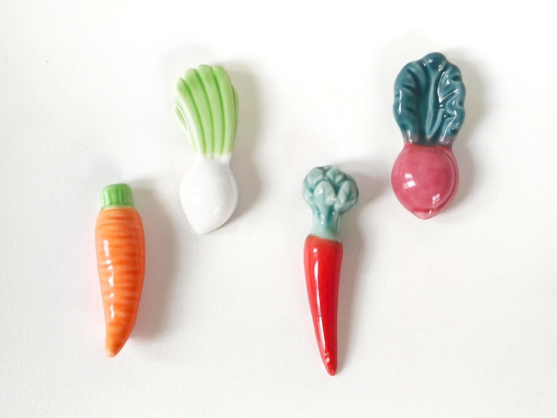 ChatiHandcraft Vegetable Chopstick Rest - Thumbnail 3