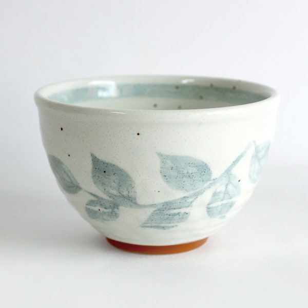 Bowl, 12.5 oz, 370 ml, Ceramic Bowl, Japanese Ceramic Bowl, Handmade Ceramic Bowl, Rice Bowl, Soup Bowl, White with Leaf Painted
