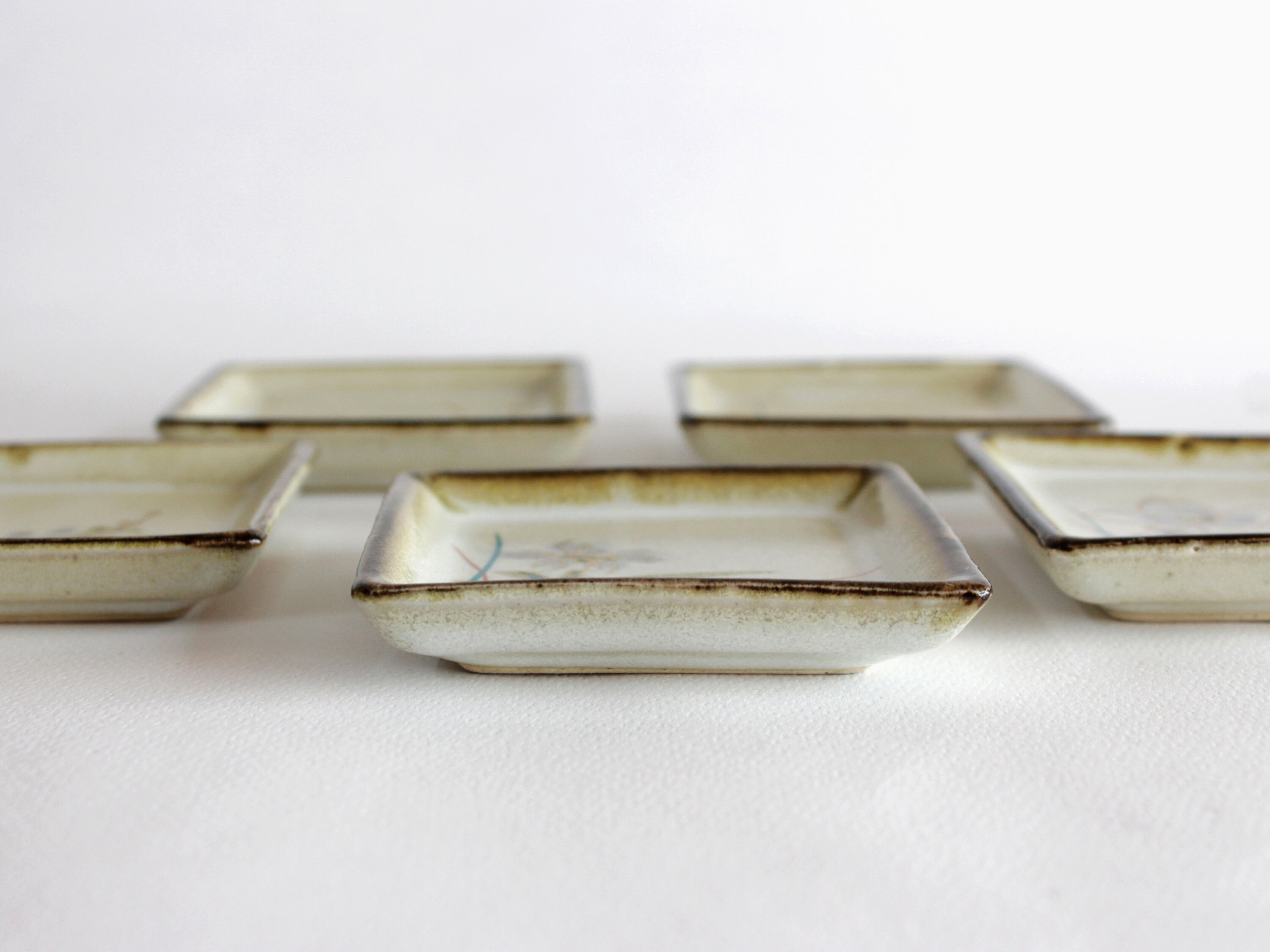 Tiny Plate 9 Cm Sauce Plate Side Plate Side Dish Antique Etsy