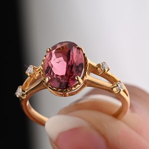 14K Gelbgold Rosa Turmalin Diamant Ring: Handgemachter Verlobungsring