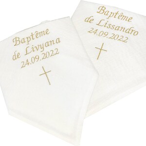 Chale lange de baptême bébé enfant brodé personnalisé prénom croix double gaze cadeau linge blanc de cérémonie religieuse baptism image 4