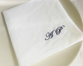 Serviette de table brodée personnalisée prénom ou monogrammes au choix coton linge de maison