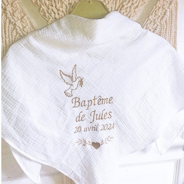 Châle étole de baptême bébé enfant double gaze brodée personnalisée prénom coeur colombe baptism personnalised embroidery