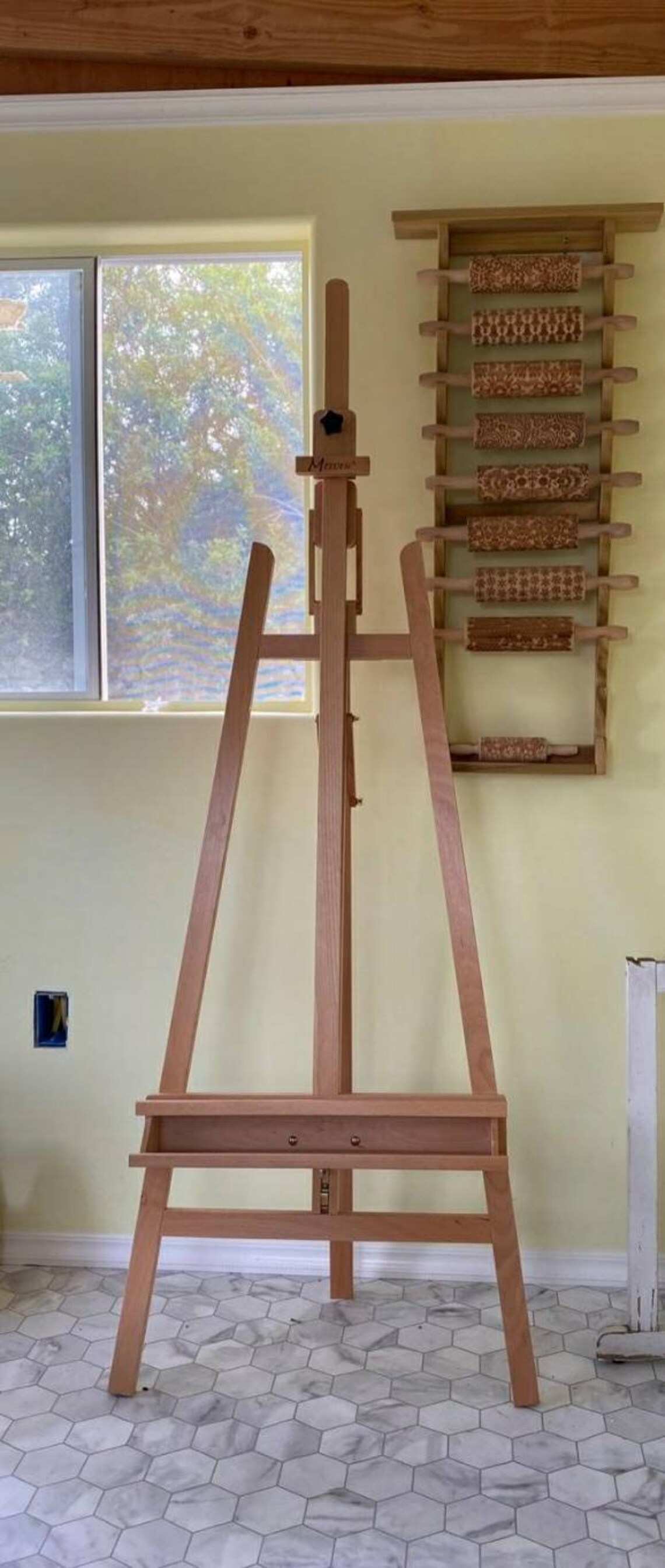 Basic Lyre Studio Easel Solid Wood Artist Easel for Painting Etsy