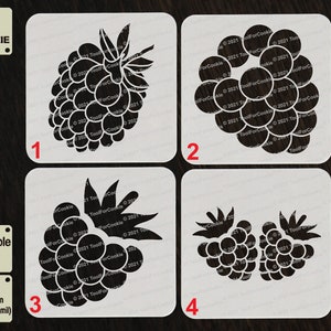 Puede incluir: Cuatro plantillas diferentes para hacer diseños de galletas. Las plantillas están hechas de plástico APET de 1 mm de grosor, 1000 micras. Las plantillas presentan diseños de frambuesas. Las plantillas son reutilizables.