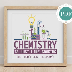 Scheikunde is net als koken, maar lik de lepel niet af: kruissteeksteekproefpatroon voor scheikundigen en koks, grappige eenvoudige print voor op kantoor