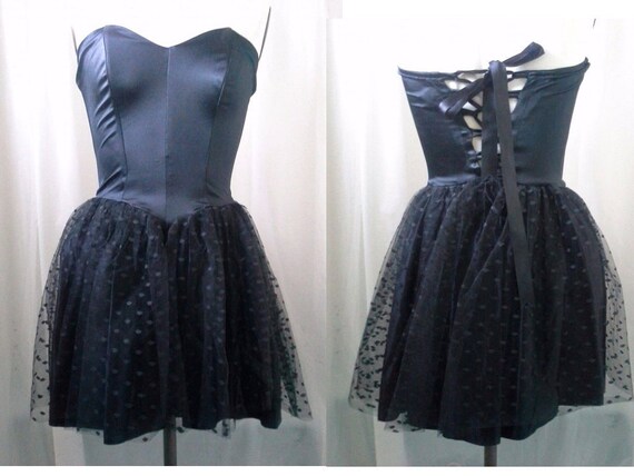 vintage 80s Madonna 80s goth / lace-up bustier / c