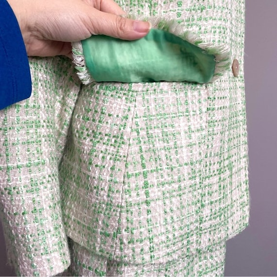 Green / Cream Bouclé Blazer Skirt Suit - S, very … - image 6