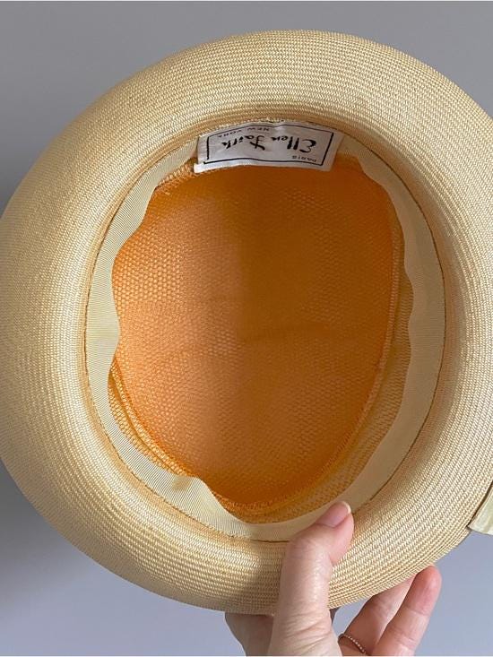 Vintage 60s Very Fine Straw Roller Hat W/ Upturned Brim  display picture 2