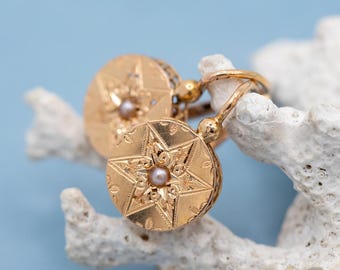 rare 18K solid gold flower earrings - Antique French sleepers - Victorian Dormeuses - Horse head hallmark - 19th century - *US Tariffs Incl*