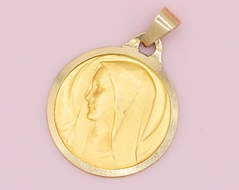 Estate 18k solid gold Virgin Mary charm – Vintage pendant - French Eagle Head Hallmark - *US Tariffs Included in price*