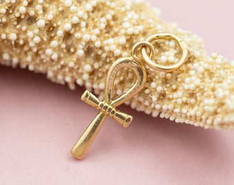 light 18K Egyptian pendant - 18 karat solid gold charm - hollow Ankh - good luck amulet - Lucky medallion - 0,7 gram * US Tariff incl*