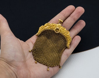 Antique Gold mesh purse - Glamorous and rare purse - coin purse in 18 ct yellow gold - French gold bag - rare antique jewel