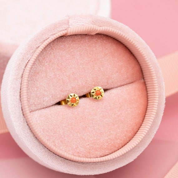 light 18K yellow gold stud earrings - Small round… - image 3