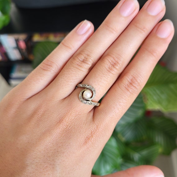 Antique 18 karat solid gold ring - romantic Pearl… - image 3