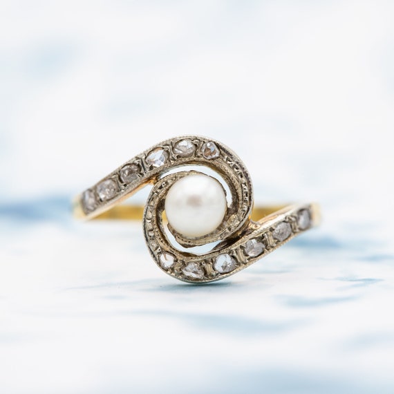 Antique 18 karat solid gold ring - romantic Pearl… - image 4