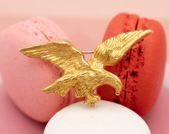 Broche victoriano francés de oro de 18k con águila voladora - joyería antigua con animales - poder, inteligencia, visión