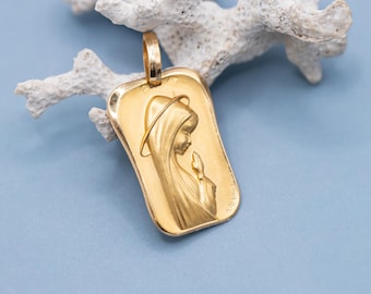 Vintage 18K solid Yellow Gold Virgin Mary rectangle Pendant Religious Charm - *US Tariffs Included in price*
