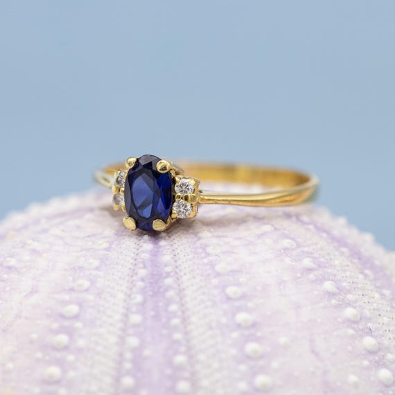 18k solid yellow gold engagement ring - Sapphire … - image 5