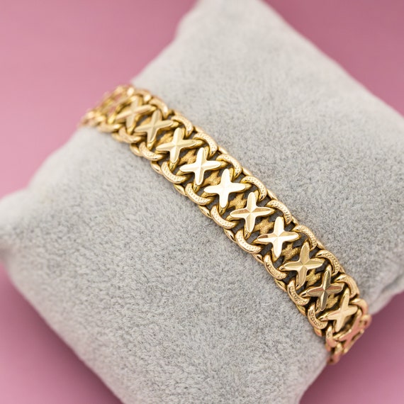 Lovely 1940's 18 k gold bracelet - hollow bracele… - image 7