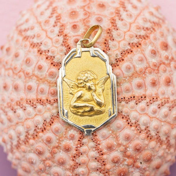 18k Cute Angel Raphael medallion - Vintage Solid yellow Gold Pendant - Cherub - Protecting Angel - good luck charm - angel pendant
