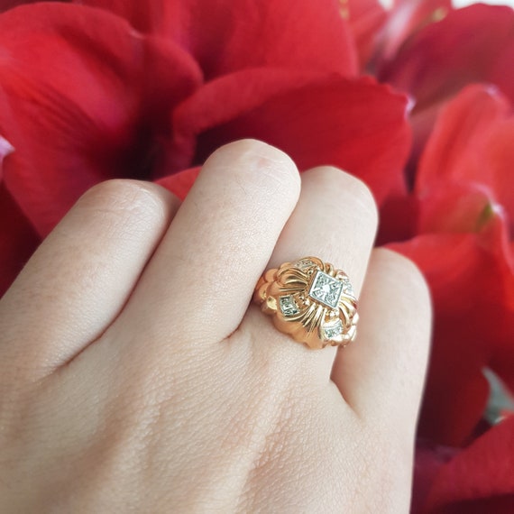 18k rose gold lovely flower like ring in rose rold Art deco 18 ct vintage and romantic ring