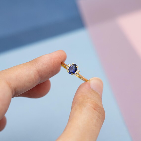 18k solid yellow gold engagement ring - Sapphire … - image 9