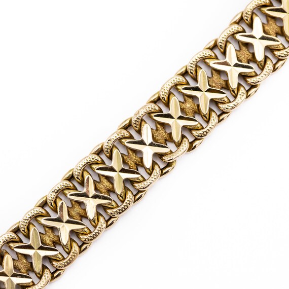 Lovely 1940's 18 k gold bracelet - hollow bracele… - image 9