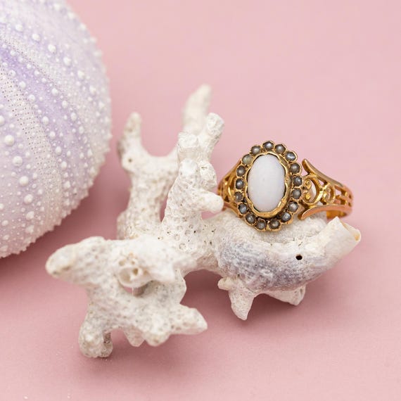 Antique 18 karat solid gold ring - Opal and pearl… - image 6